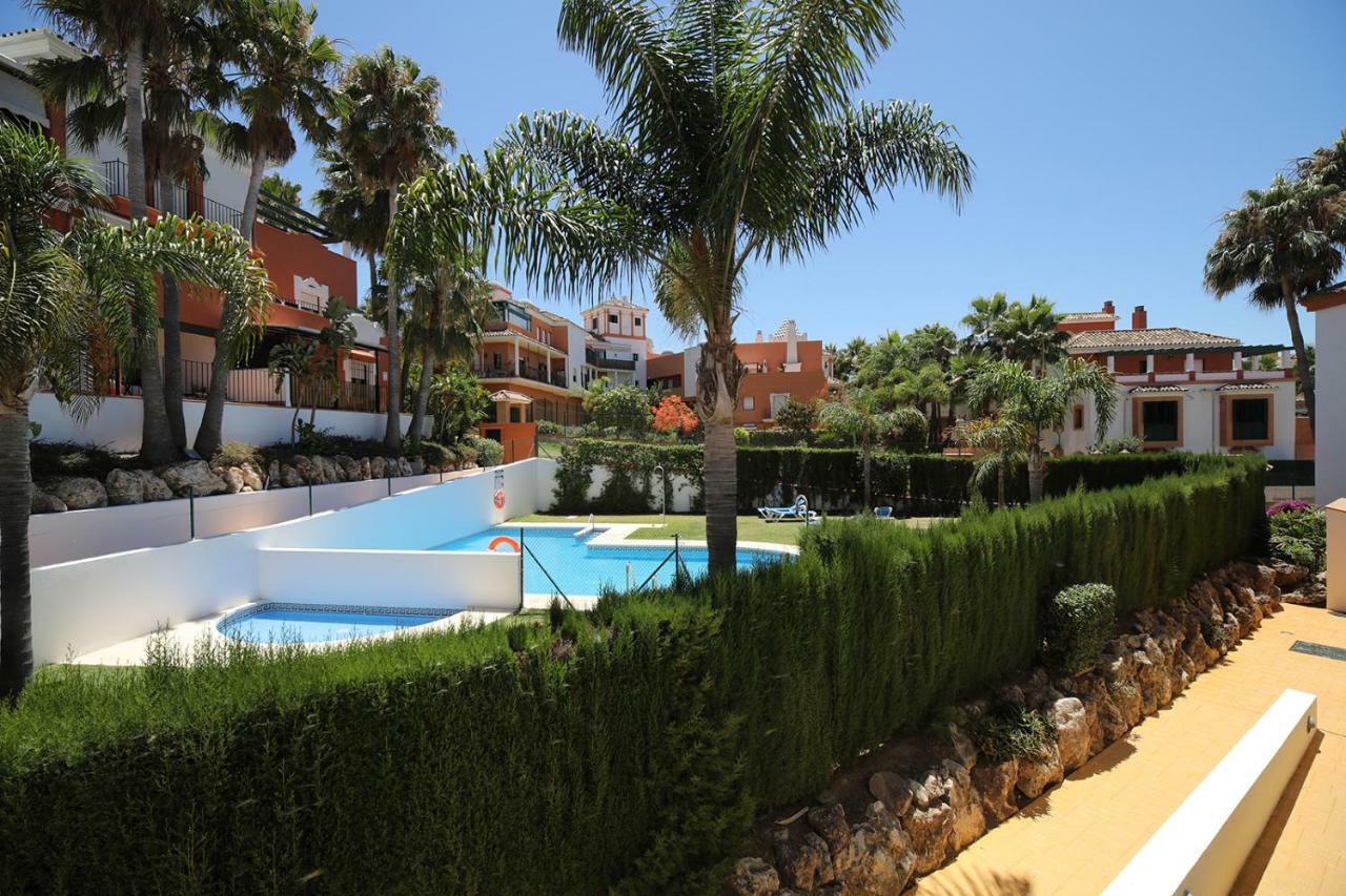 Nice, big flat close to Puerto Banus Apartamento Estepona Exterior foto